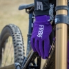 Gants Dark Purple