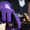 Gants Dark Purple